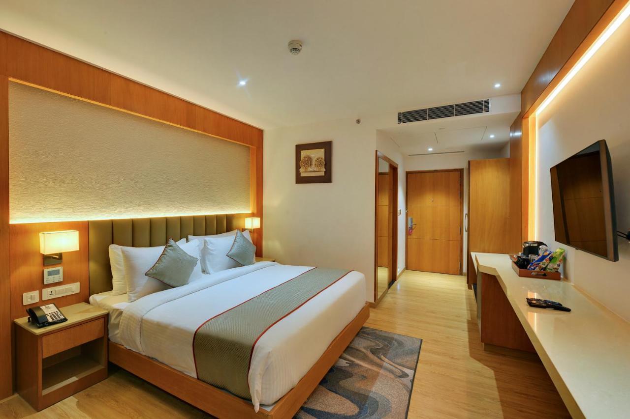 Yesvantpur Clarion Hotel Bangalore מראה חיצוני תמונה