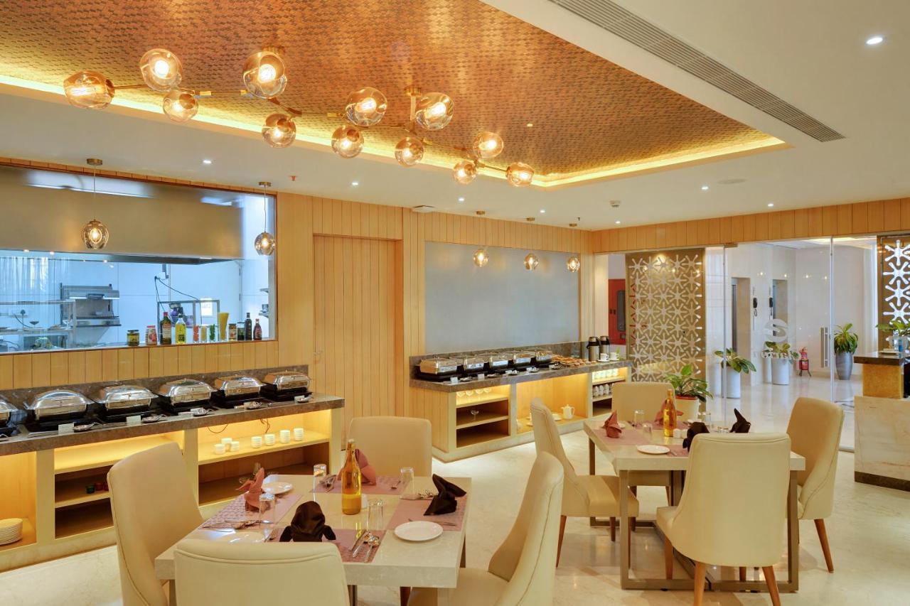 Yesvantpur Clarion Hotel Bangalore מראה חיצוני תמונה