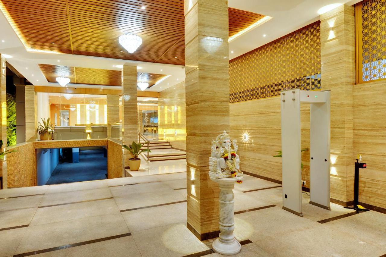 Yesvantpur Clarion Hotel Bangalore מראה חיצוני תמונה