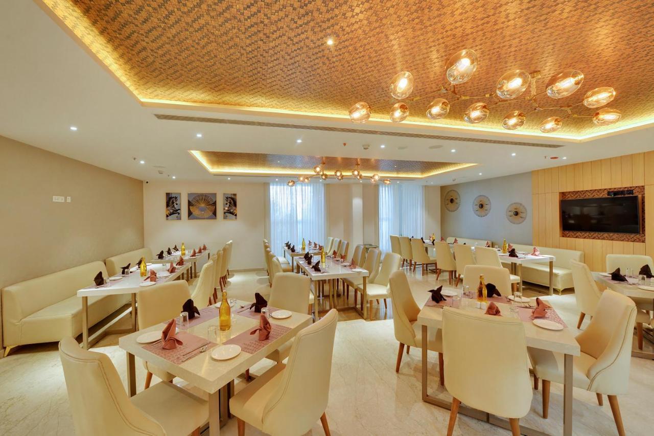 Yesvantpur Clarion Hotel Bangalore מראה חיצוני תמונה