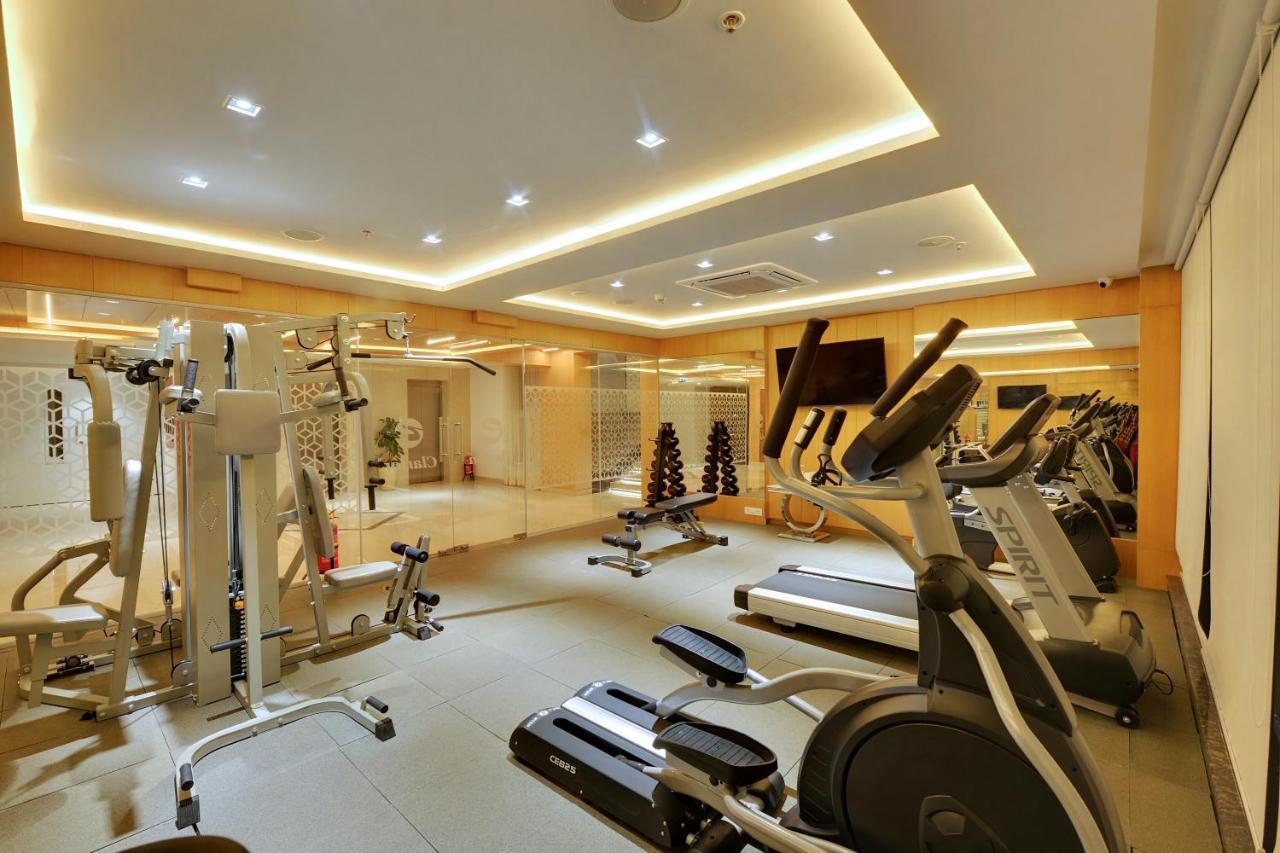 Yesvantpur Clarion Hotel Bangalore מראה חיצוני תמונה